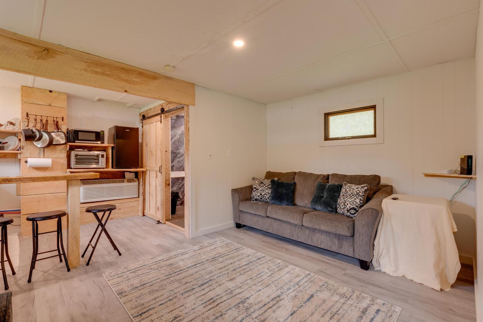 With Community Perks Pets Welcome! Holiday home Hillsgrove
